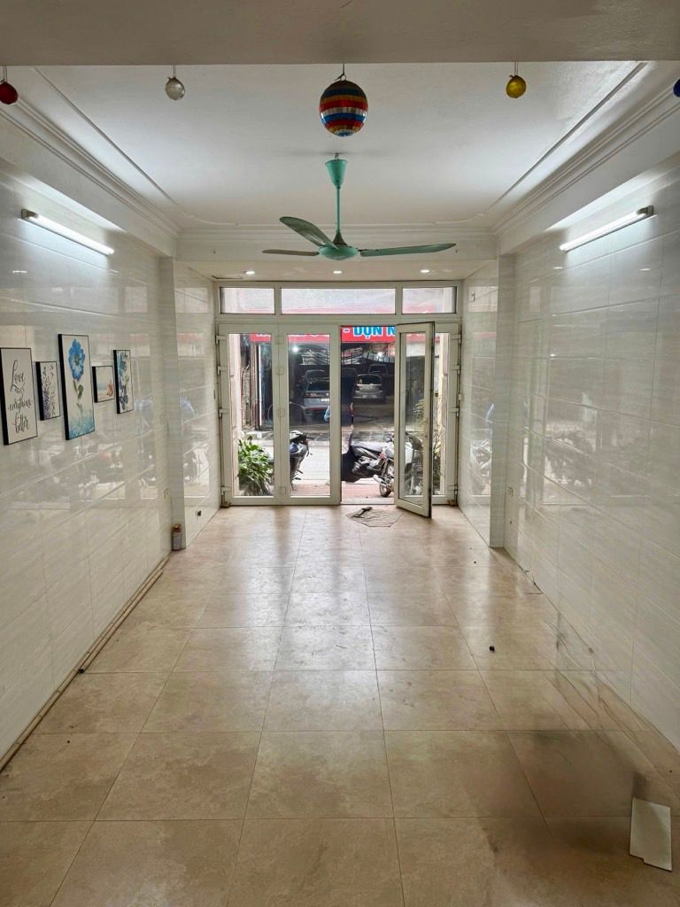 Bán nhà Vĩnh Hưng - diện tích 60m2 7 tầng - Ô tô tránh - giá 22 tỷ