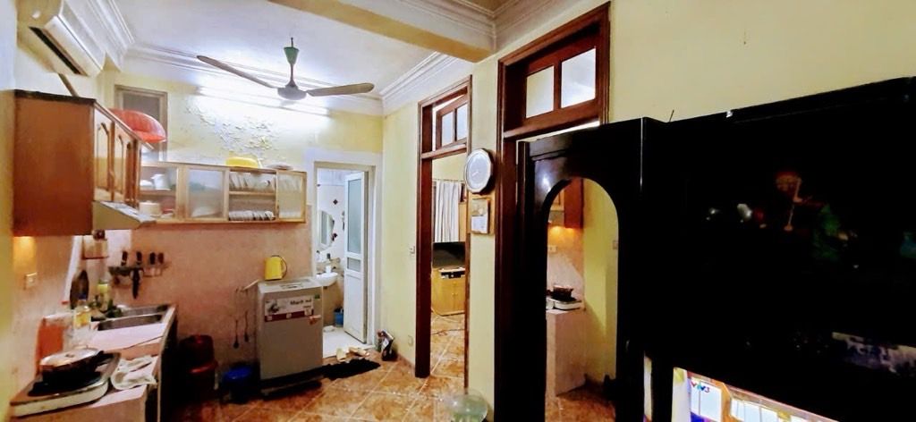 Bán nhà Phạm Ngọc Thạch - diện tích 82.7m2 6 tầng - Gần phố - giá 21,8 tỷ