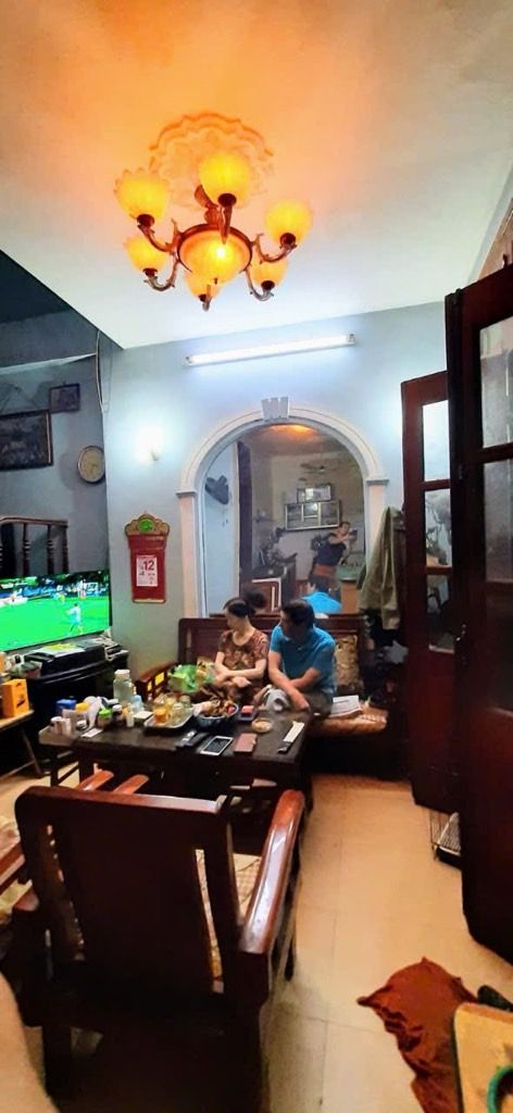 Bán nhà Phạm Ngọc Thạch - diện tích 82.7m2 6 tầng - Gần phố - giá 21,8 tỷ