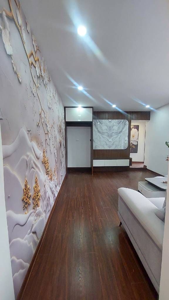 Alternative view of Bán Căn Hộ Tập Thể Quỳnh Lôi, Q. HBT: Lô Góc 80m2 – 3 Ngủ 2 WC – Full Nội Thất – Giá 4.5 Tỷ