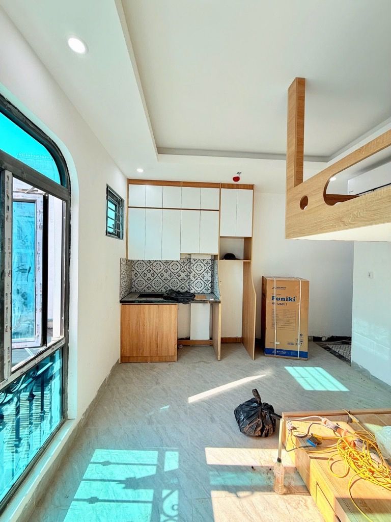 Bán nhà Đê La Thành nhỏ - diện tích 60m2 7 tầng - LÔ GÓC - NGÕ THÔNG - giá 19,8 tỷ