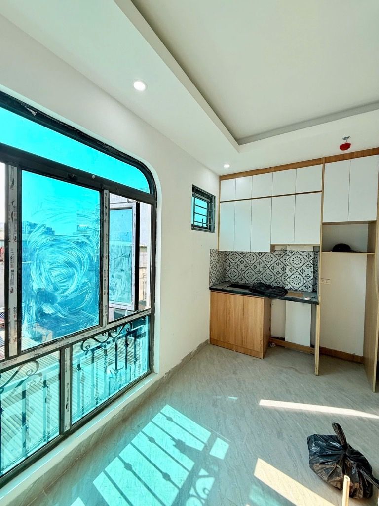 Bán nhà Đê La Thành nhỏ - diện tích 60m2 7 tầng - LÔ GÓC - NGÕ THÔNG - giá 19,8 tỷ