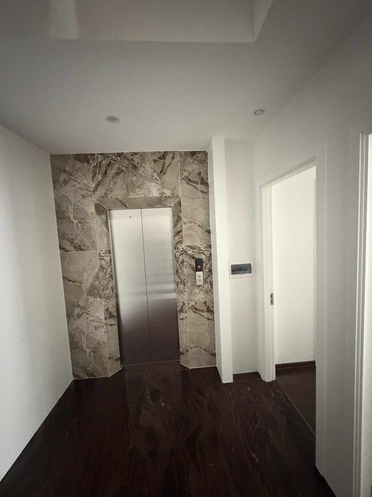 Alternative view of Bán nhà Nguyễn Văn Cừ 75m2 x 6 tầng, Q. Long Biên - Giá 16 tỷ