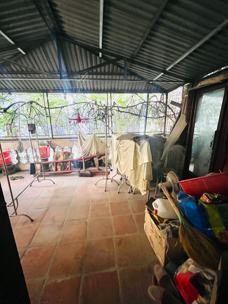 Bán nhà Hoàng Văn Thái - diện tích 40m2 3 tầng - Căn góc 3 mặt ngõ - giá 16 tỷ