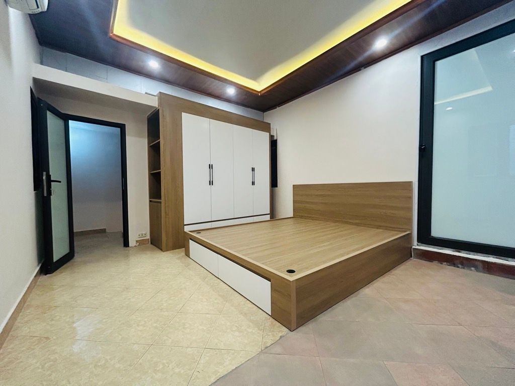 Bán nhà Nguyễn Lương Bằng - diện tích 19m2 4 tầng - Lô góc trung tâm Đống Đa - giá 6,2 tỷ