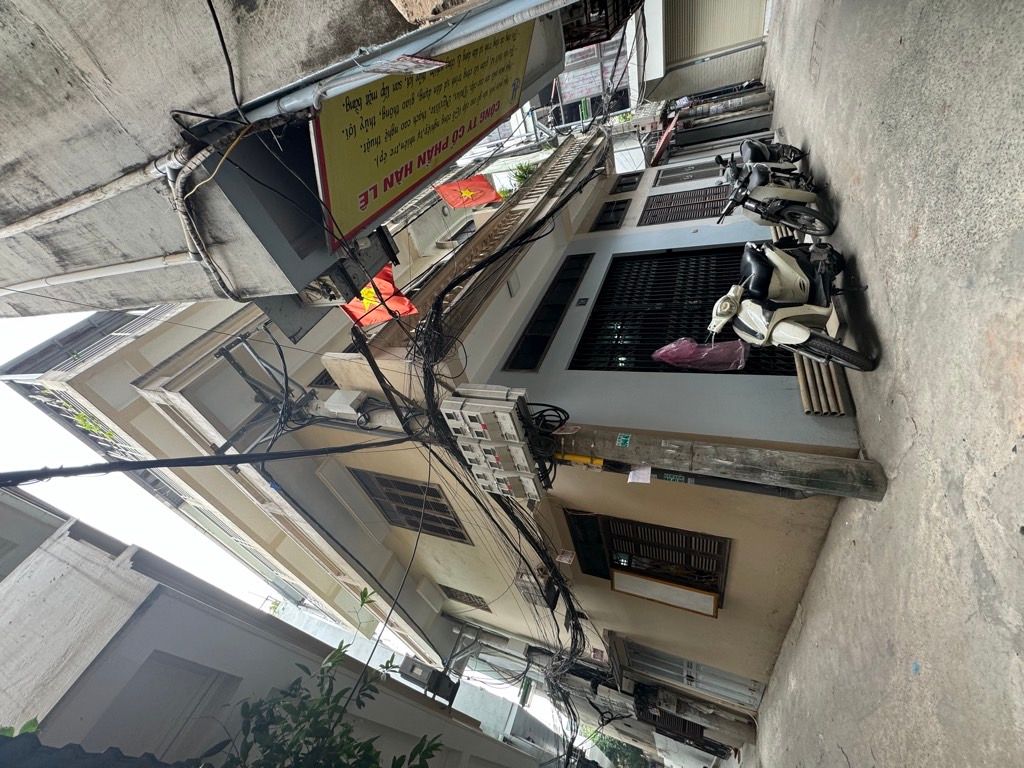 Bán nhà Tây Sơn - diện tích 47m2 4 tầng - Lô góc, ô tô 4 chỗ qua - giá 17,9 tỷ