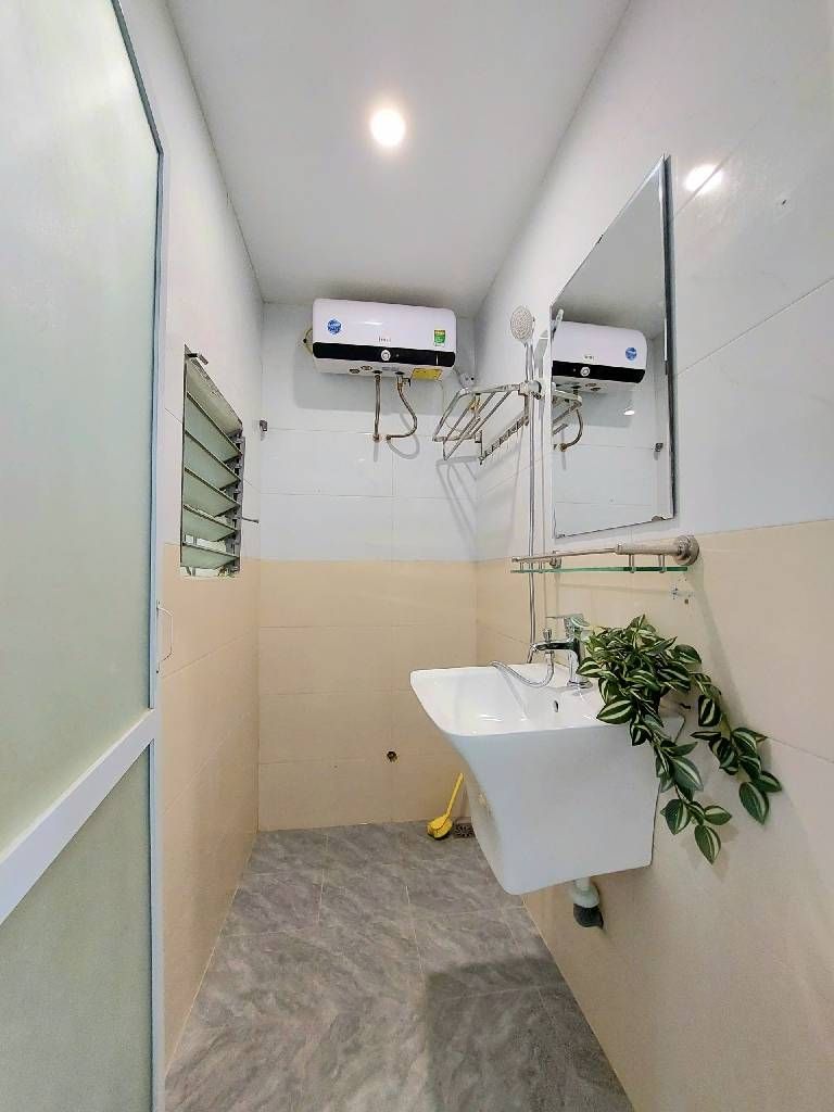 Bán nhà Quỳnh Lôi - diện tích 70m2 3 tầng - Tập thể VIP - giá 3,6 tỷ