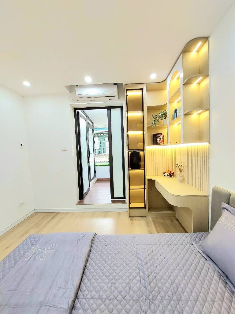 Bán nhà Quỳnh Lôi - diện tích 70m2 3 tầng - Tập thể VIP - giá 3,6 tỷ