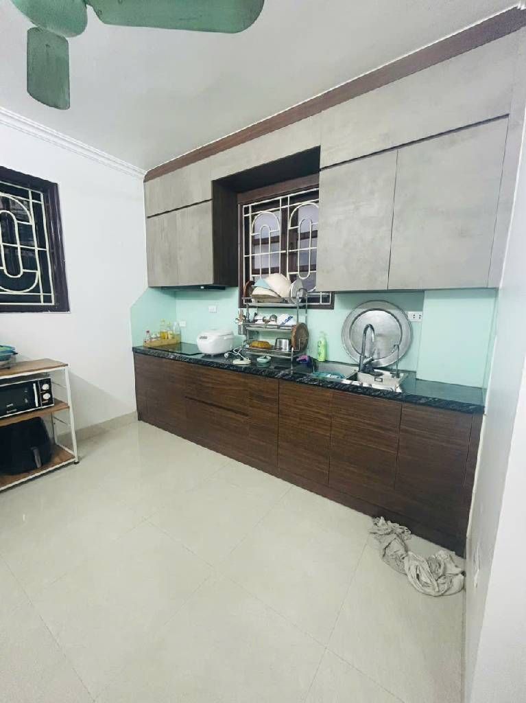 Bán nhà Chợ Khâm Thiên - diện tích 35,5m2 4 tầng - Lô góc, 3 mặt thoáng - giá 12,3 tỷ