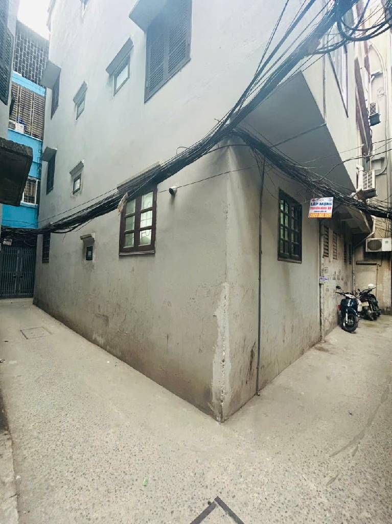 Bán nhà Chợ Khâm Thiên - diện tích 35,5m2 4 tầng - Lô góc, 3 mặt thoáng - giá 12,3 tỷ