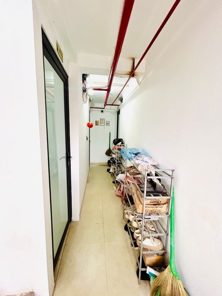 Bán nhà Nguyễn Khoái - diện tích 67.1m2 6 tầng - Lô góc - giá 10,5 tỷ