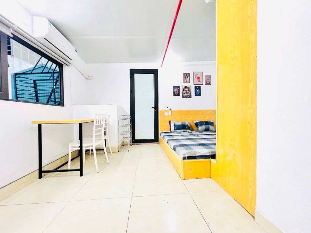 Bán nhà Nguyễn Khoái - diện tích 67.1m2 6 tầng - Lô góc - giá 10,5 tỷ