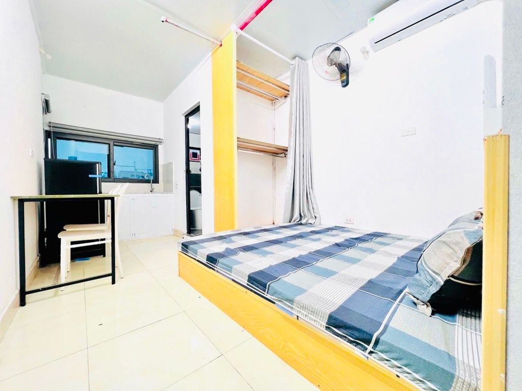 Bán nhà Nguyễn Khoái - diện tích 67.1m2 6 tầng - Lô góc - giá 10,5 tỷ