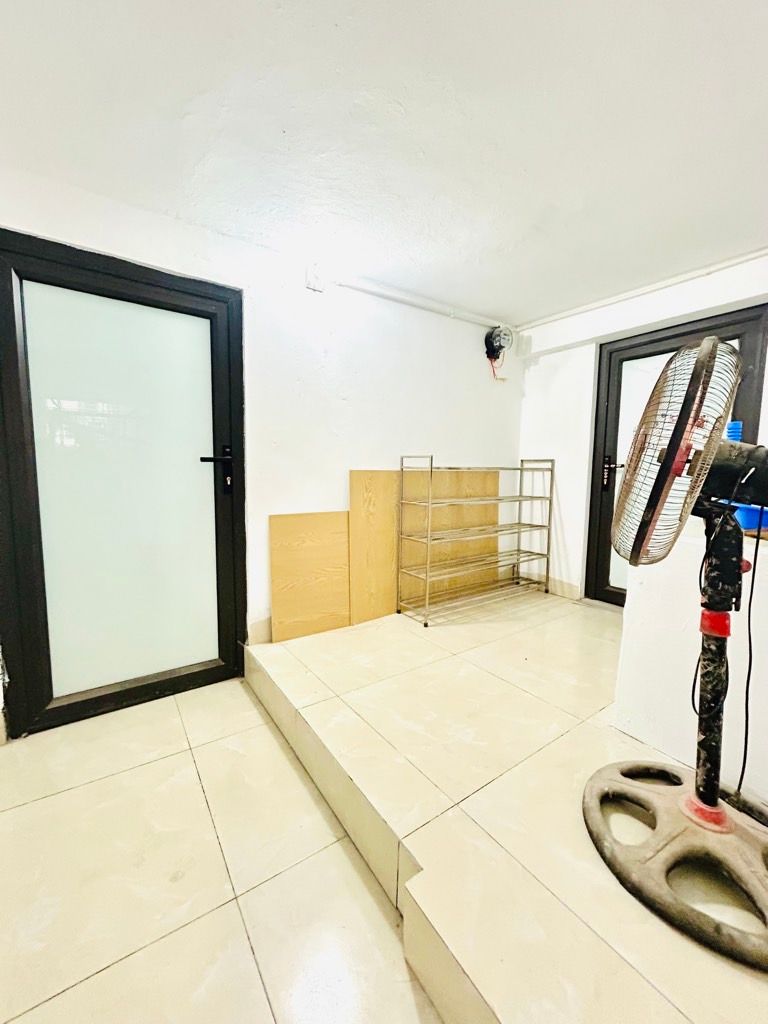 Bán nhà Nguyễn Khoái - diện tích 67.1m2 6 tầng - Lô góc - giá 10,5 tỷ