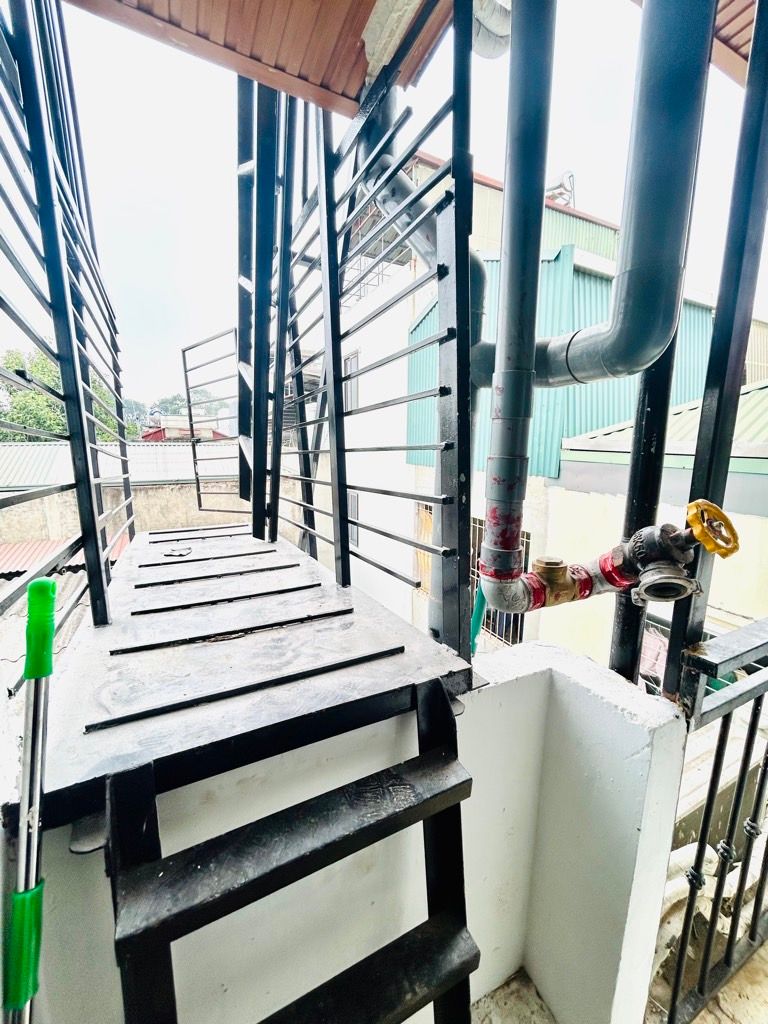 Bán nhà Nguyễn Khoái - diện tích 67.1m2 6 tầng - Lô góc - giá 10,5 tỷ