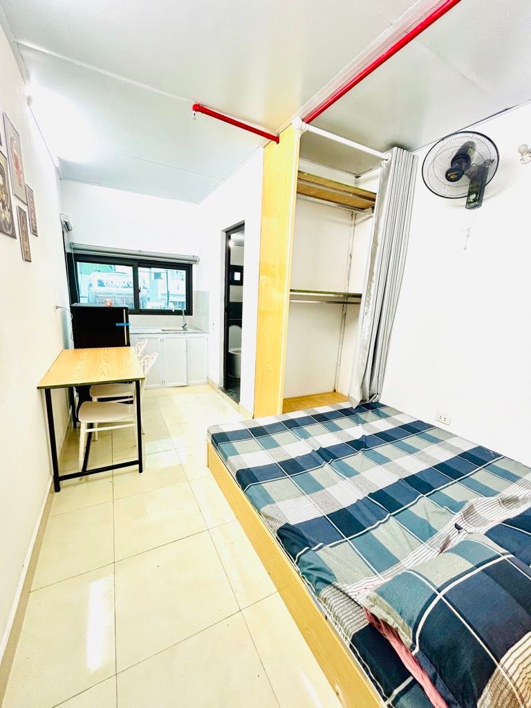 Bán nhà Nguyễn Khoái - diện tích 67.1m2 6 tầng - Lô góc - giá 10,5 tỷ