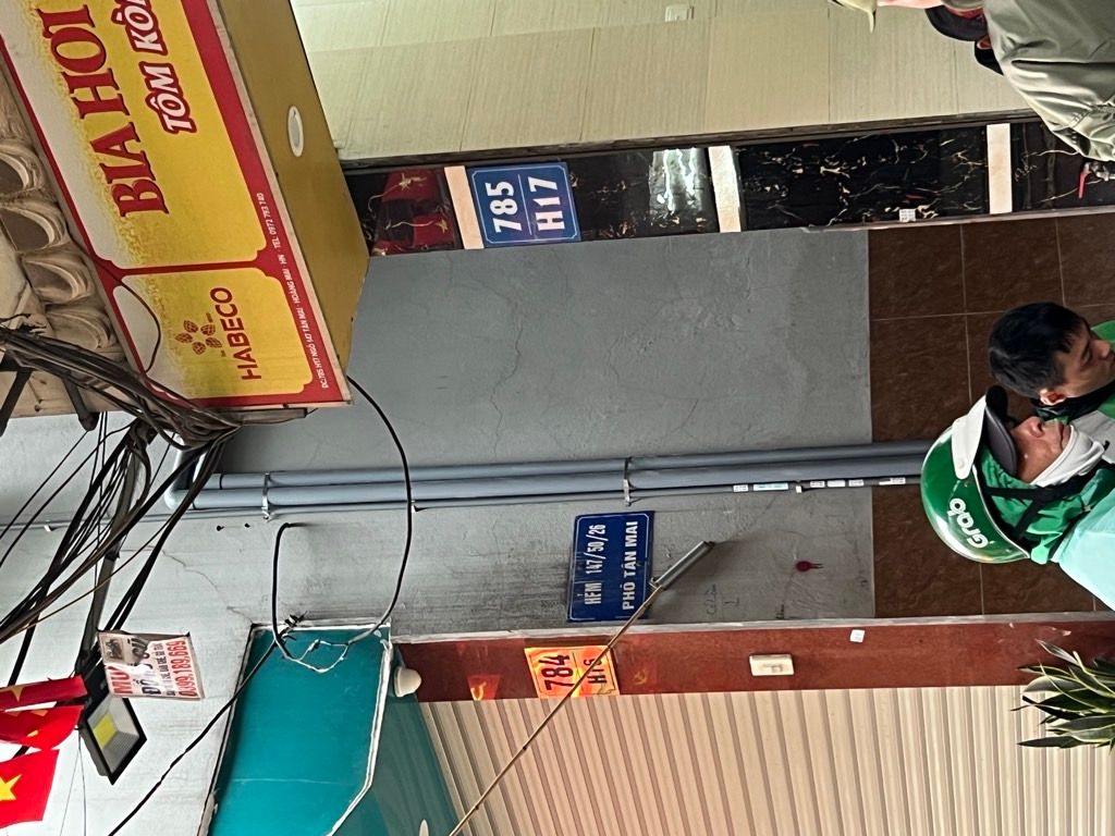 Bán nhà Tân Mai - diện tích 18m2 3 tầng - ô tô cách 3 nhà - giá 2,75 tỷ