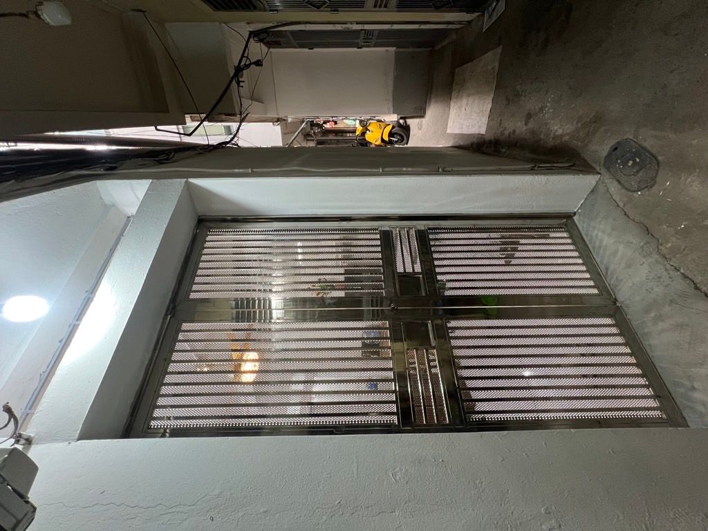 Bán nhà Tân Mai - diện tích 18m2 3 tầng - ô tô cách 3 nhà - giá 2,75 tỷ