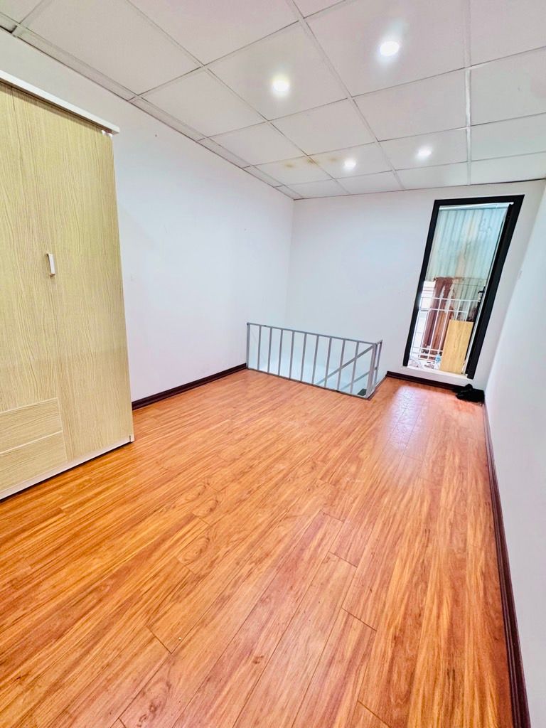 Bán nhà Tân Khai - diện tích 15m2 2 tầng - mặt ngõ ba gác - giá 1,25 tỷ