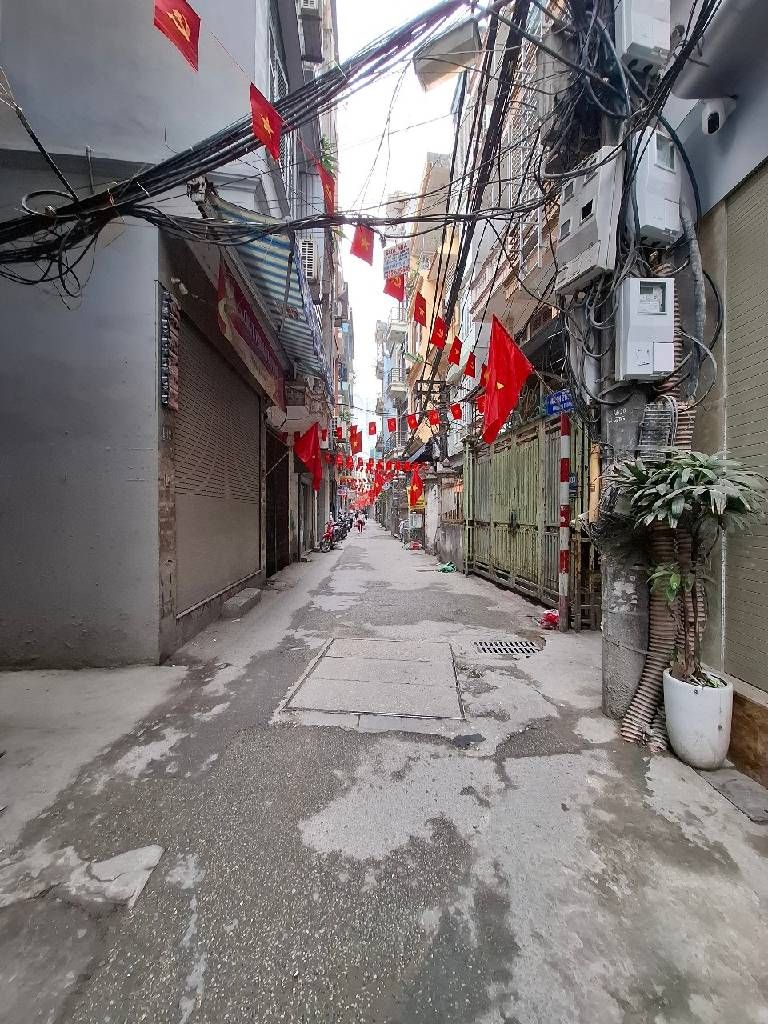 Bán nhà Khương Trung - diện tích 36.5m2 4 tầng - Ô chờ thang máy - giá 10,3 tỷ