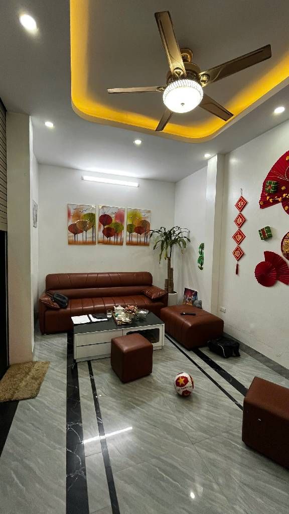 Bán nhà Khương Trung - diện tích 36.5m2 4 tầng - Ô chờ thang máy - giá 10,3 tỷ