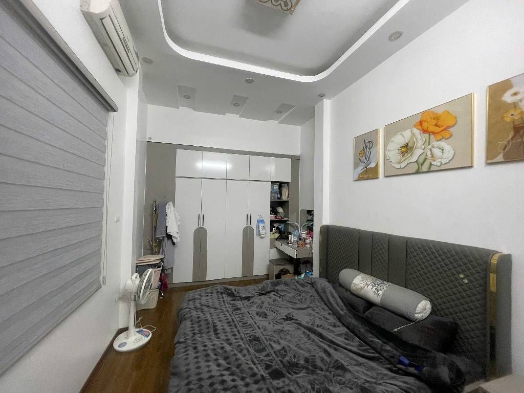 Bán nhà Khương Trung - diện tích 36.5m2 4 tầng - Ô chờ thang máy - giá 10,3 tỷ