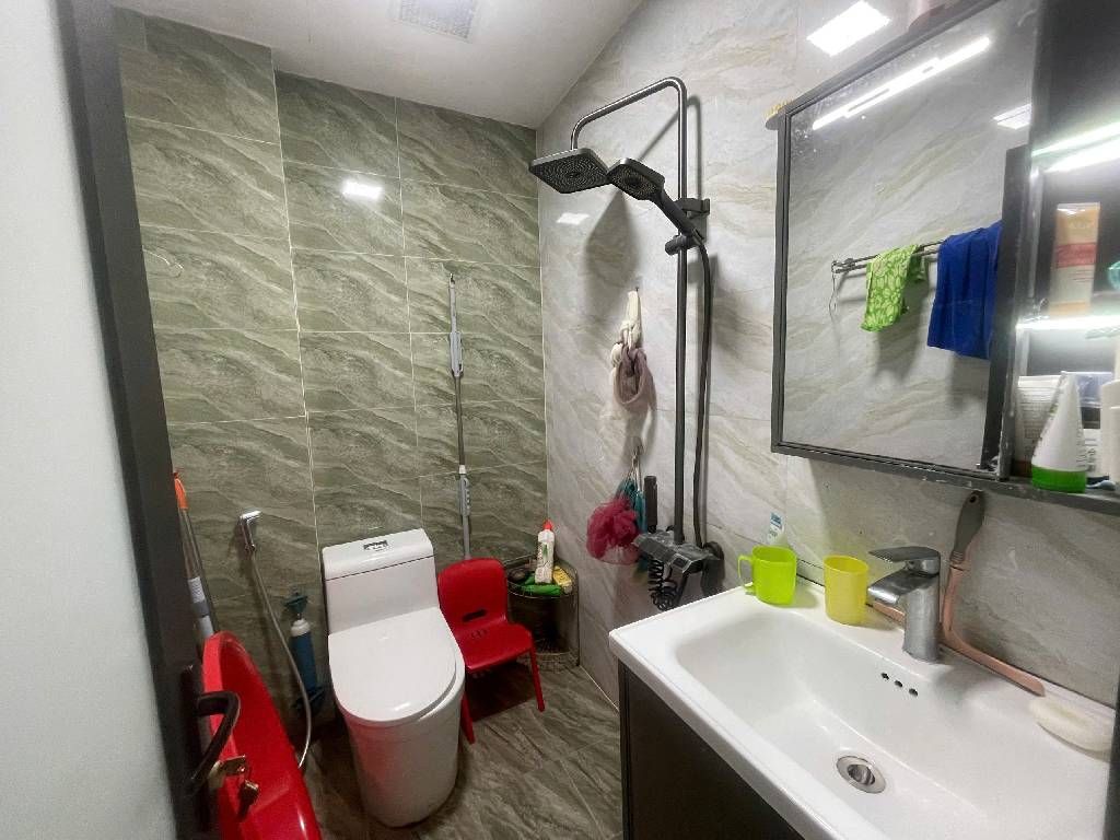 Bán nhà Khương Trung - diện tích 36.5m2 4 tầng - Ô chờ thang máy - giá 10,3 tỷ