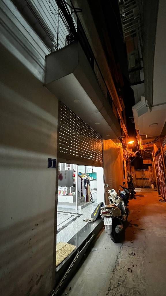 Bán nhà Khương Trung - diện tích 36.5m2 4 tầng - Ô chờ thang máy - giá 10,3 tỷ