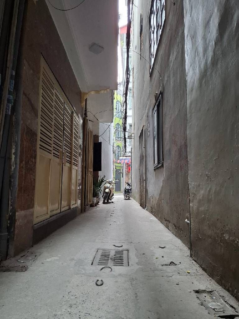 Bán nhà Khương Trung - diện tích 36.5m2 4 tầng - Ô chờ thang máy - giá 10,3 tỷ