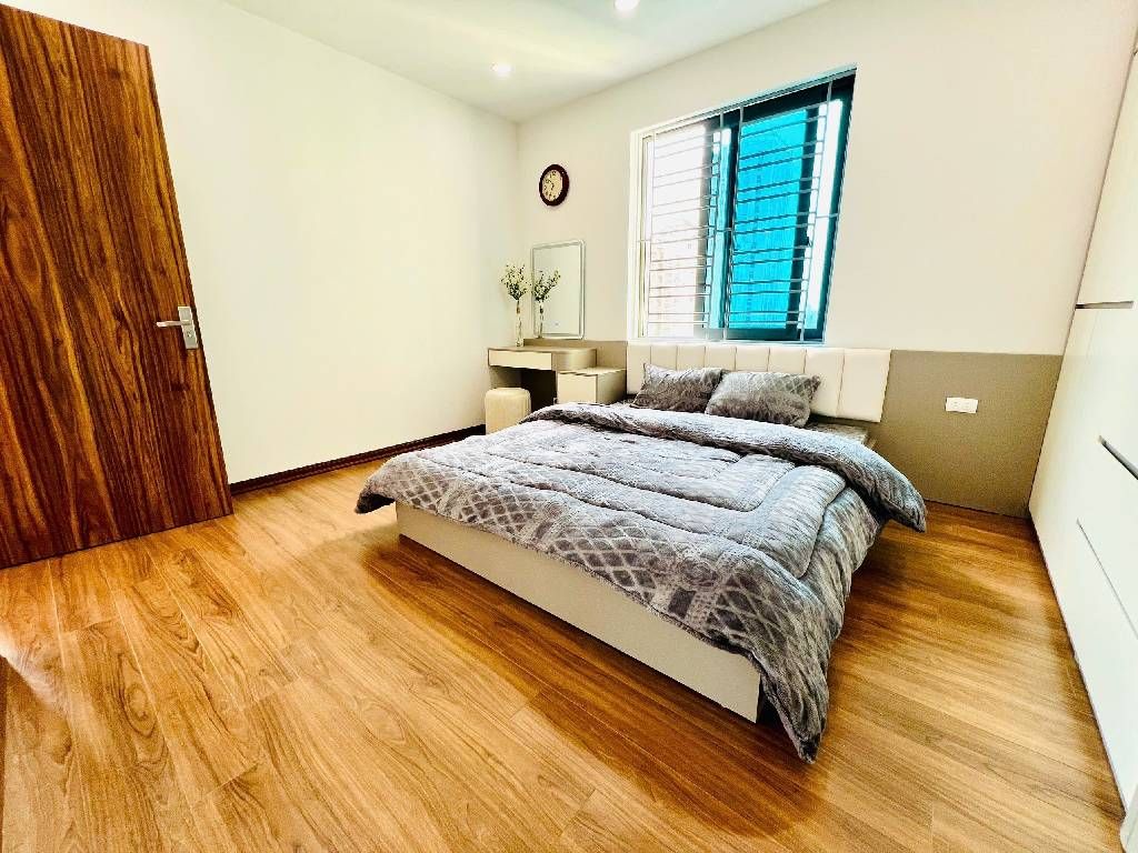 Bán nhà KĐT Pháp Vân - diện tích 91m2 9 tầng - Sổ đỏ chính chủ - giá 6,3 tỷ