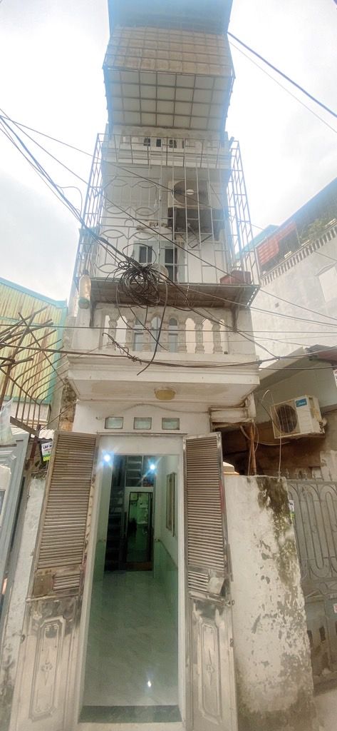 Bán nhà Định Công - diện tích 13m2 3 tầng - lô góc - giá 1,55 tỷ