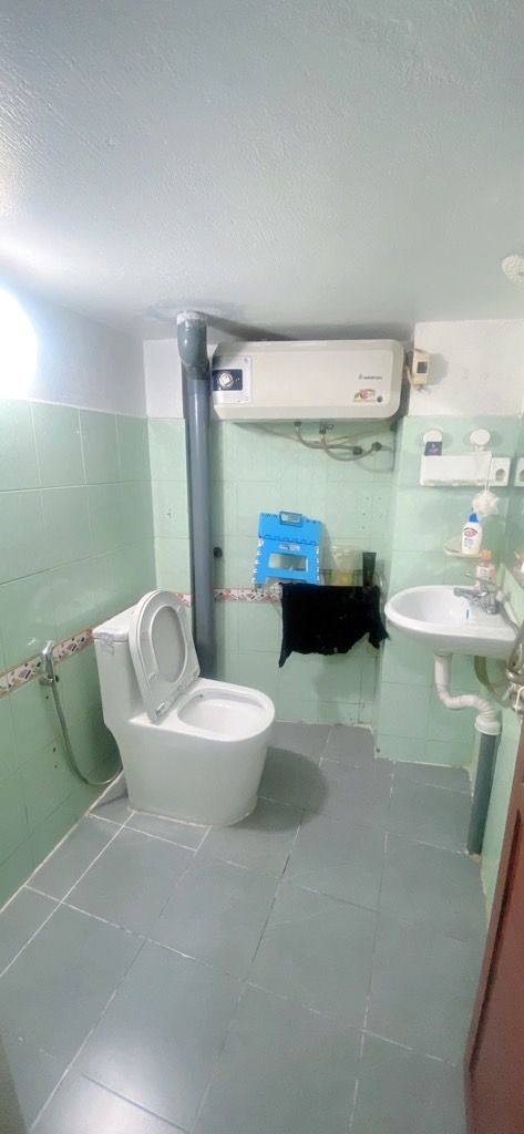 Bán nhà Định Công - diện tích 13m2 3 tầng - lô góc - giá 1,55 tỷ