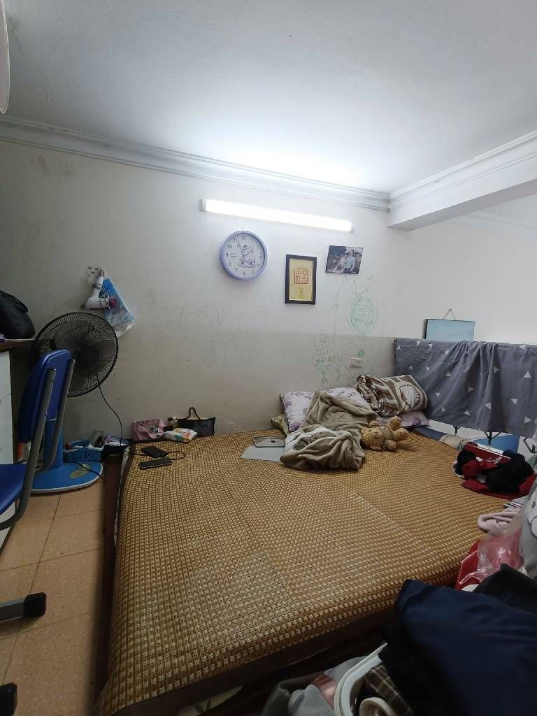 Bán nhà Bạch Mai - diện tích 30,2m2 4 tầng - Nhà xác định bán đất tặng nhà - giá 7,5 tỷ