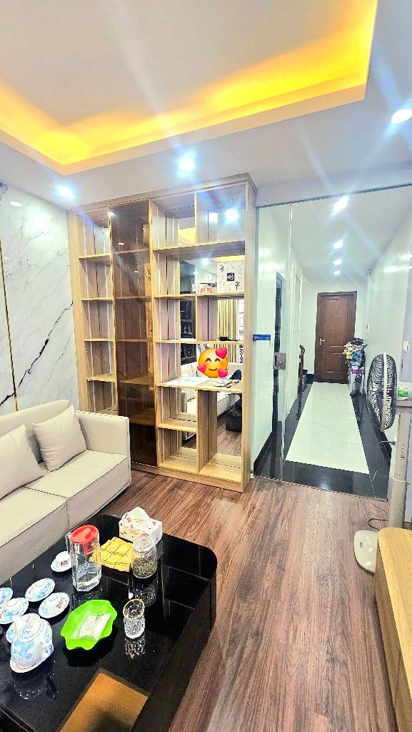 Bán nhà Nguyễn Chính - diện tích 48m2 5 tầng - Ô tô vào nhà - giá 17,8 tỷ