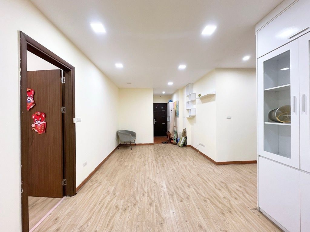 Bán nhà Hồng Hà - diện tích 77.2m2 1 tầng - Căn hộ đẹp lô góc - giá 5,86 tỷ