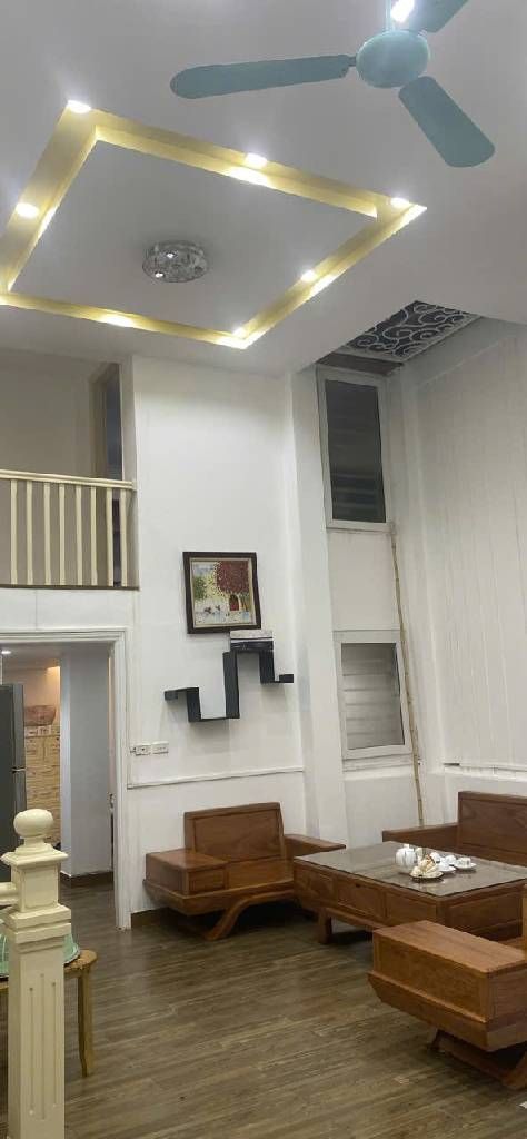 Bán nhà Giải phóng - diện tích 120m2 2 tầng - Mặt ngõ thông - giá 3,4 tỷ