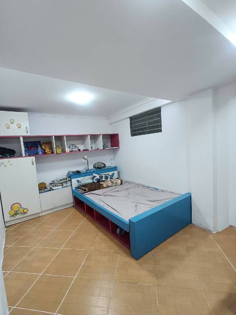 Bán nhà Giải phóng - diện tích 120m2 2 tầng - Mặt ngõ thông - giá 3,4 tỷ