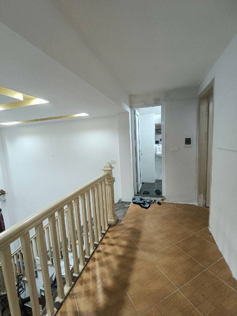 Bán nhà Giải phóng - diện tích 120m2 2 tầng - Mặt ngõ thông - giá 3,4 tỷ