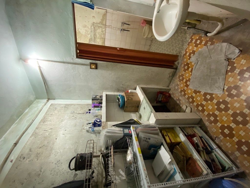 Bán nhà Cẩm Văn - diện tích 54,3m2 2 tầng - ô tô đỗ cửa - giá 14 tỷ