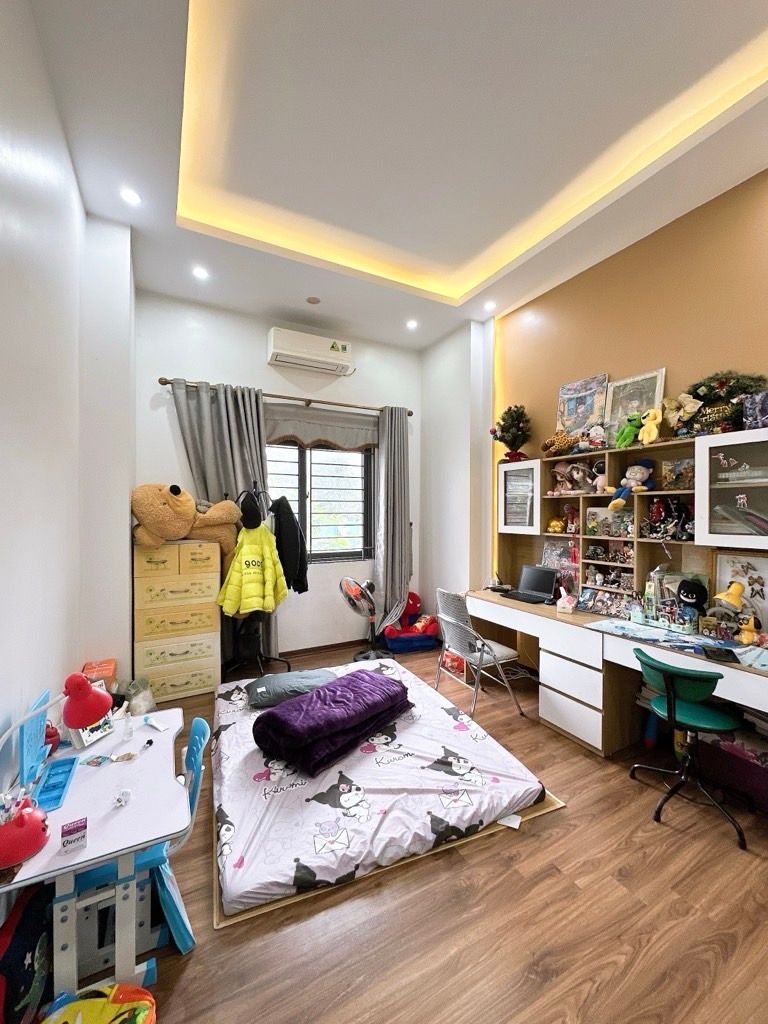 Bán nhà Tân Mai - diện tích 60m2 3 tầng - CỰC HIẾM - giá 13,5 tỷ