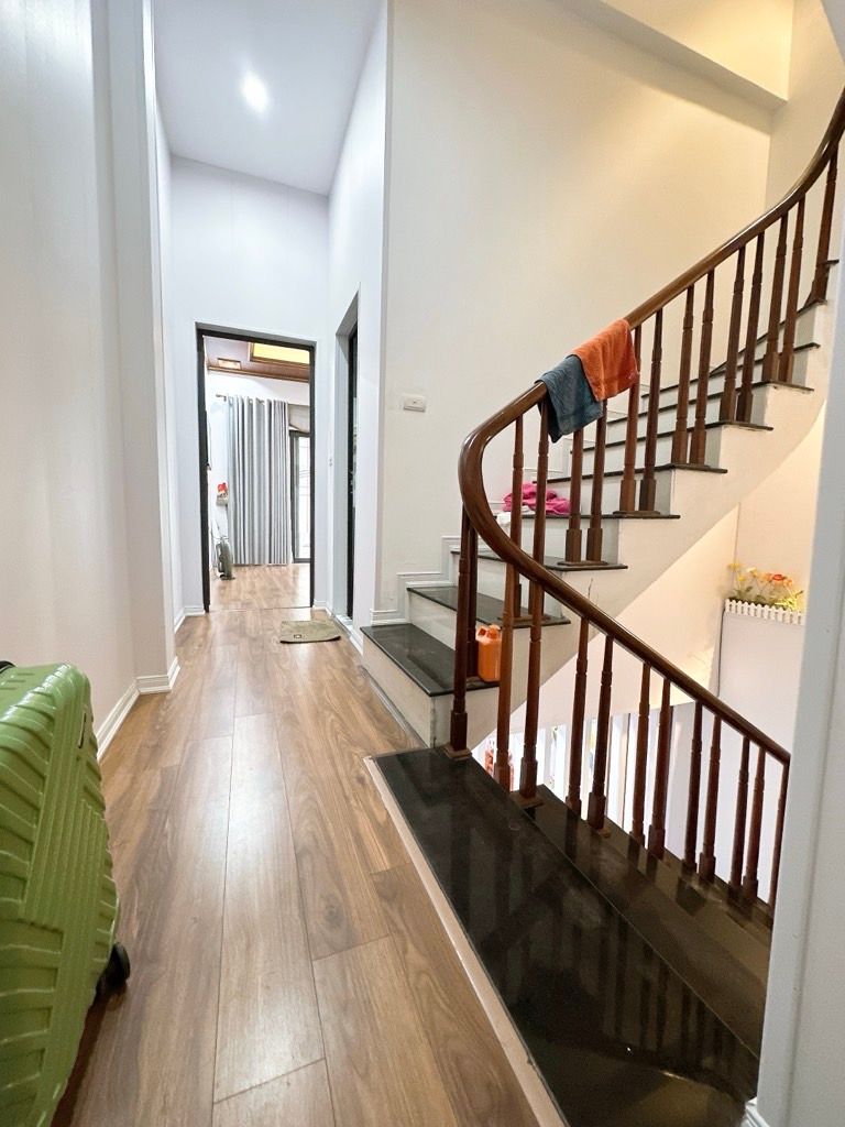 Bán nhà Tân Mai - diện tích 60m2 3 tầng - CỰC HIẾM - giá 13,5 tỷ