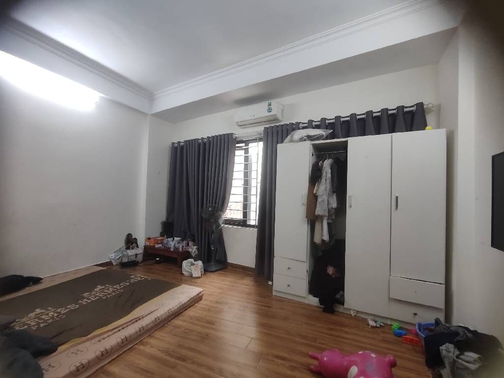 Bán nhà Thổ Quan - diện tích 32m2 5 tầng - Ngõ thông kinh doanh - giá 8,2 tỷ