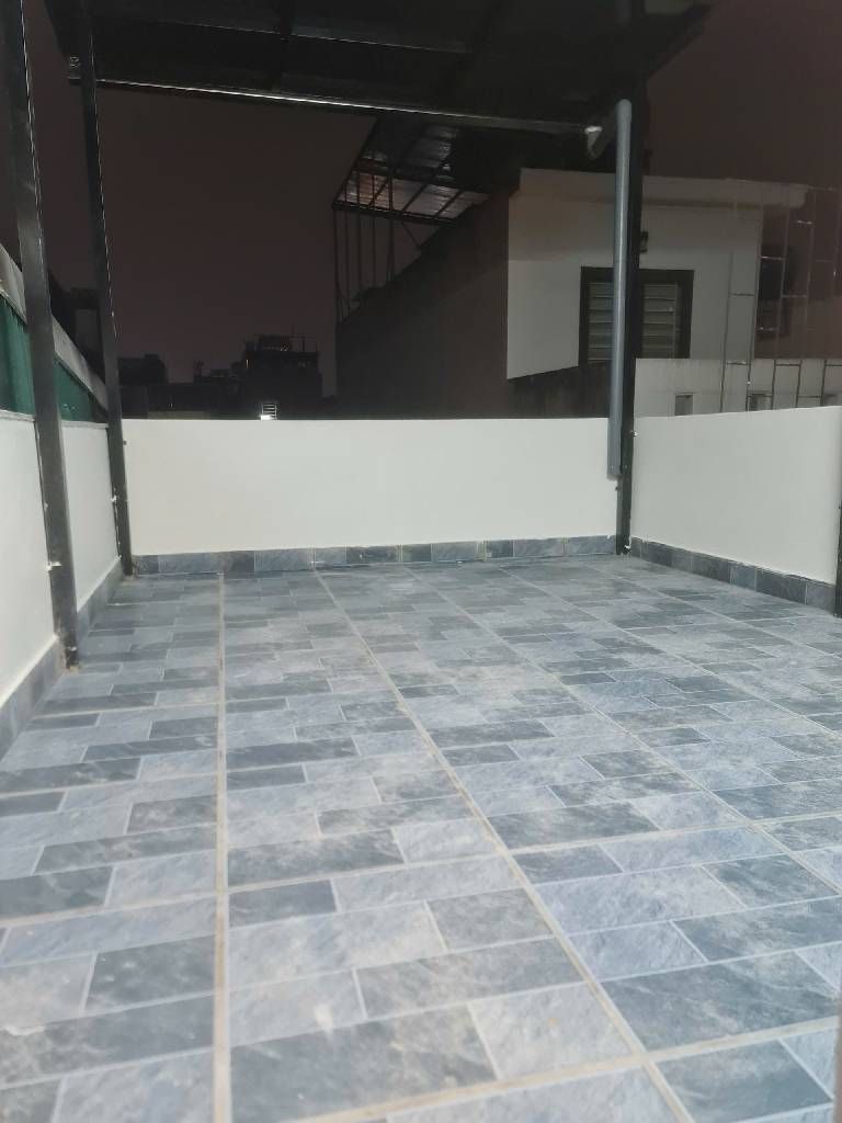 Bán nhà Bạch Mai - diện tích 70m2 6 tầng - Ngõ thông kinh doanh - giá 24,5 tỷ