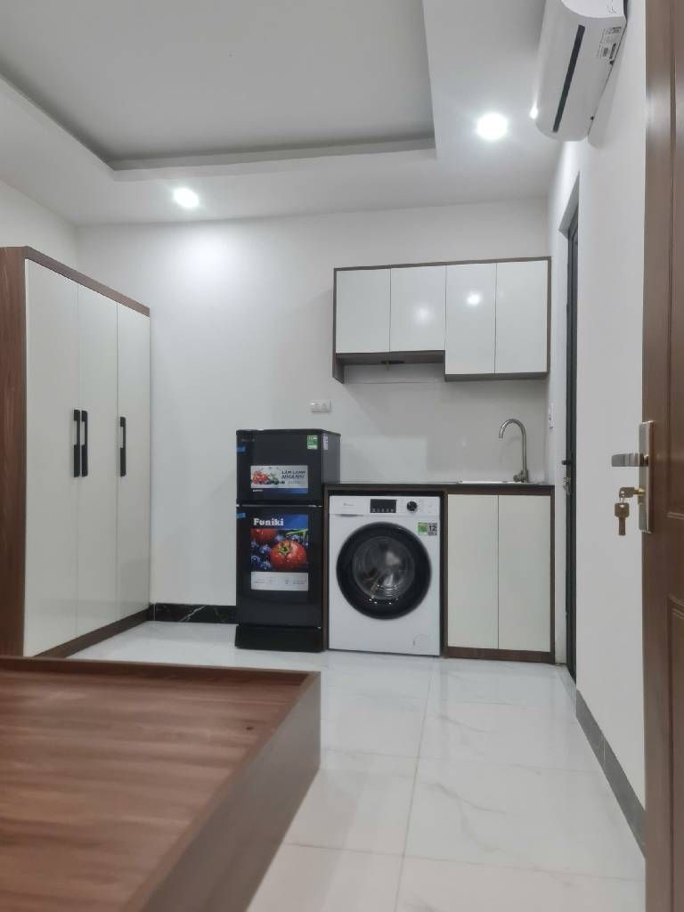 Bán nhà Bạch Mai - diện tích 70m2 6 tầng - Ngõ thông kinh doanh - giá 24,5 tỷ