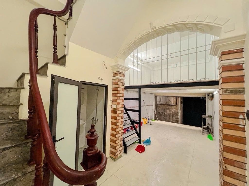 Bán nhà Trần Điền - diện tích 46,9m2 6 tầng - ô tô đỗ cửa - giá 18,7 tỷ