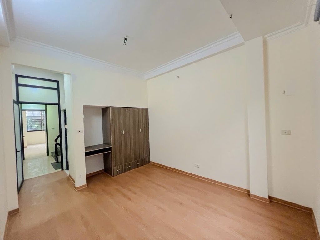 Bán nhà Trần Điền - diện tích 46,9m2 6 tầng - ô tô đỗ cửa - giá 18,7 tỷ