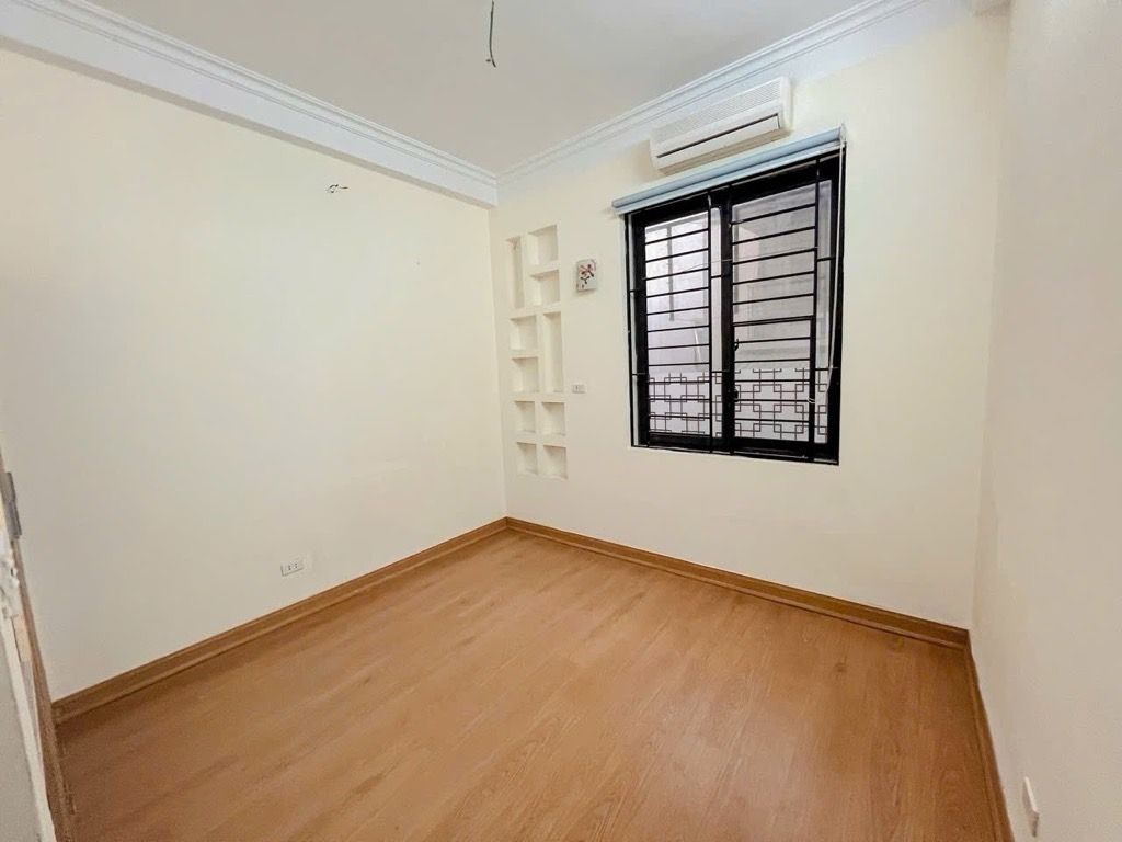 Bán nhà Trần Điền - diện tích 46,9m2 6 tầng - ô tô đỗ cửa - giá 18,7 tỷ