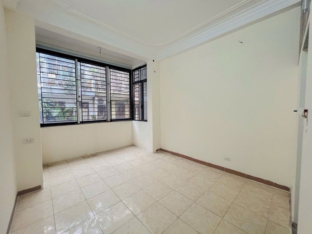 Bán nhà Trần Điền - diện tích 46,9m2 6 tầng - ô tô đỗ cửa - giá 18,7 tỷ