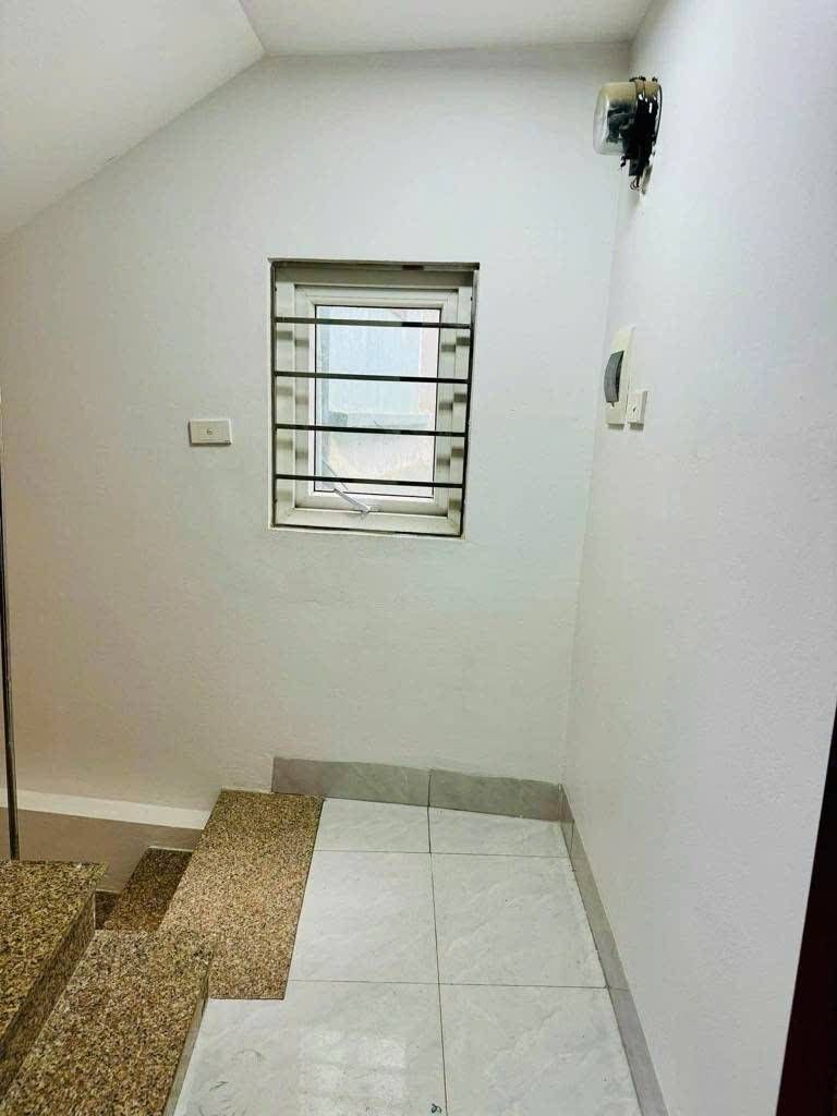 Bán nhà Trương Định - diện tích 28.5m2 5 tầng - Gần 3 trường đại học - giá 7,3 tỷ