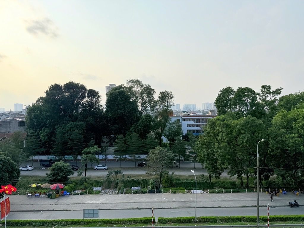 Bán nhà Nguyễn Khoái - diện tích 45m2 5 tầng - LÔ GÓC, Ô TÔ TRÁNH, KINH DOANH - giá 12 tỷ